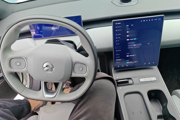 蔚来ET5T 2024款 75kWh Touring中控内饰7002