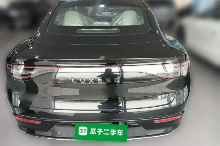 鸿蒙智行 智界S7 2024款 Pro车身外观6