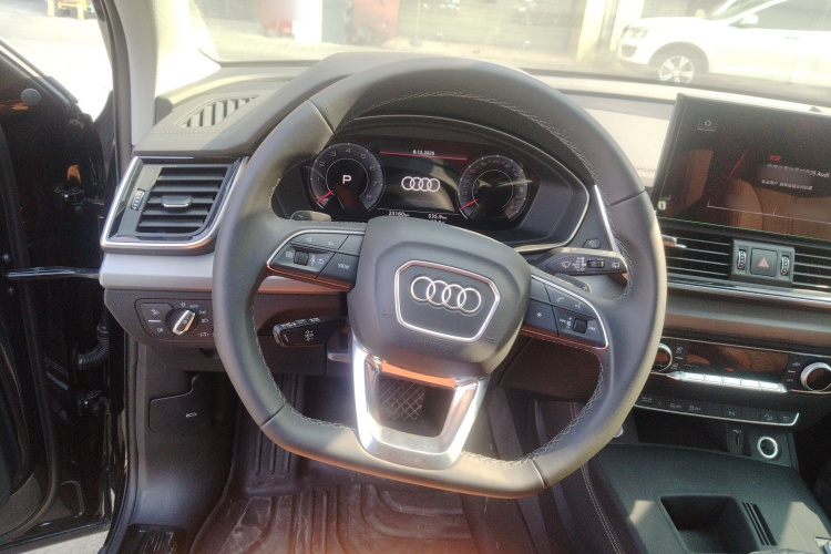 奥迪Q5L 2022款 40T 时尚动感型局部细节13