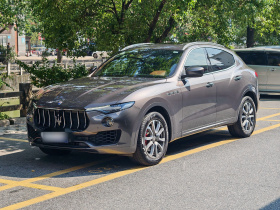 玛莎拉蒂 Levante 2018款 3.0T 标准版