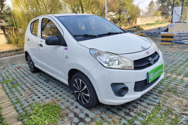 铃木 奥拓 2013款 改款 1.0L 手动舒适型车身外观6002