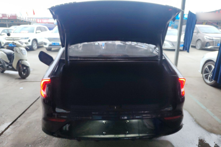 五菱汽车 五菱星光 2025款 70km 智能标准型机舱底盘23