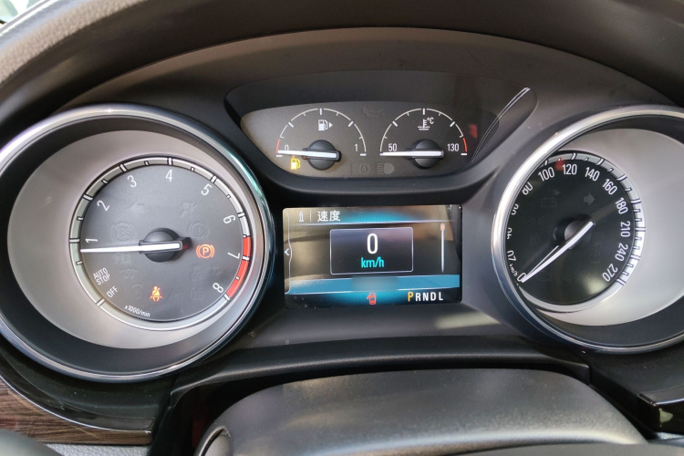 别克 威朗 2019款 三厢 20T 双离合领先型局部细节14