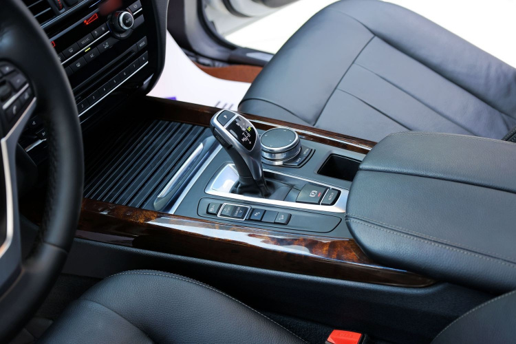 宝马X5(进口) 2019款 xDrive40i M运动套装中控内饰7005