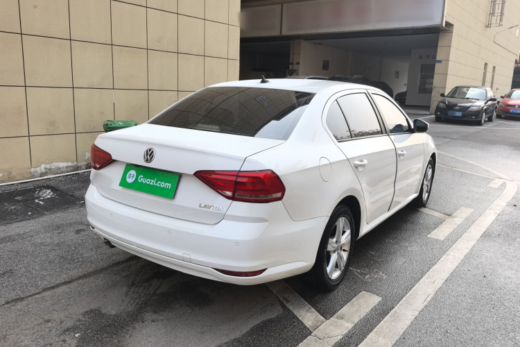 大众 朗逸 2017款 1.6L 自动风尚版车身外观7