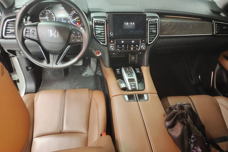 本田UR-V 2020款 370TURBO 四驱尊享版中控内饰7002