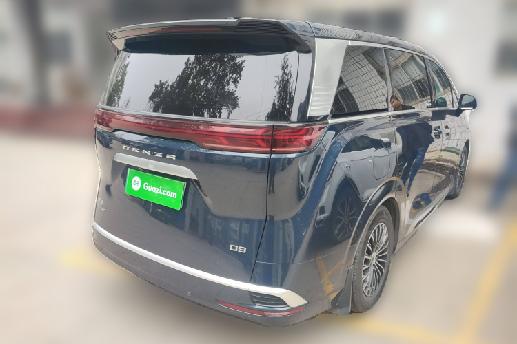 腾势D9 2022款 DM-i 970 四驱旗舰型车身外观6005