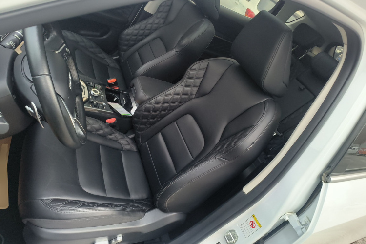 哈弗H6 2020款 2.0GDIT 自动铂金豪华版局部细节19