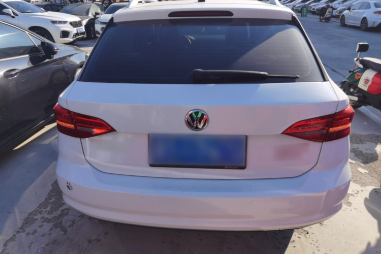 大众 朗逸 2019款 两厢 200TSI DSG舒适版 国VI车身外观6