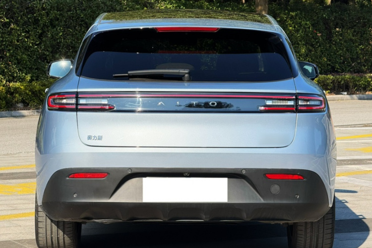 鸿蒙智行 问界M5 2022款 纯电后驱标准版车身外观6002