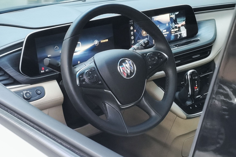 别克GL8 2023款 ES陆尊 尊享型中控内饰7006