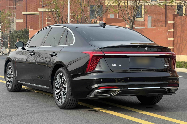 红旗H5 2024款 2.0T 自动智联旗畅版车身外观6003