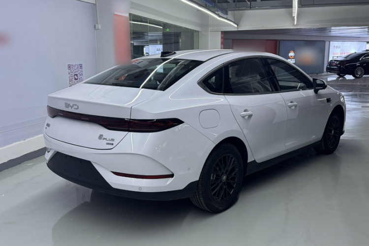 比亚迪 秦PLUS 2025款 EV 智驾版 510KM领先型车身外观6007