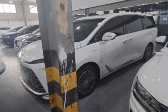 别克GL8新能源 2024款  陆尊 奢享版 7座