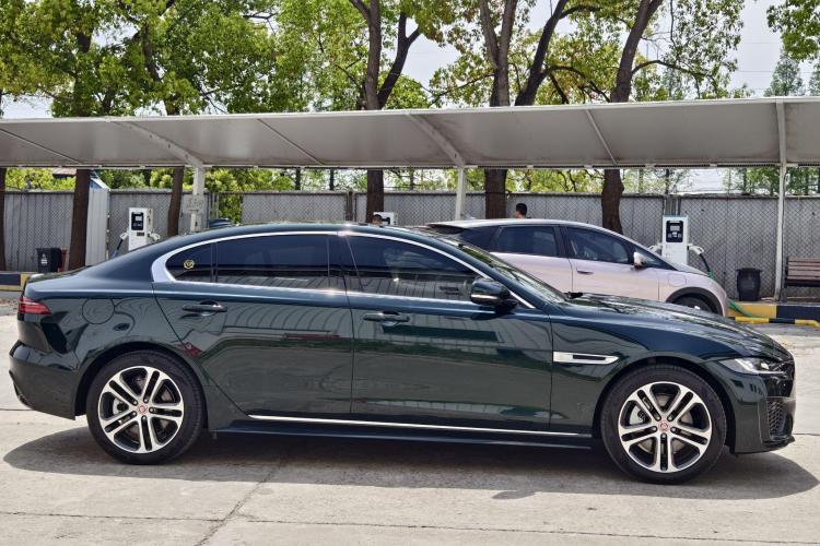 捷豹XEL 2024款 2.0T 250PS R-DYNAMIC S进取运动版车身外观6003