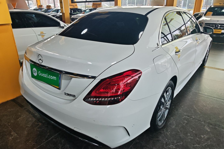 奔驰C级 2020款 改款 C 200 L 时尚型运动版车身外观7