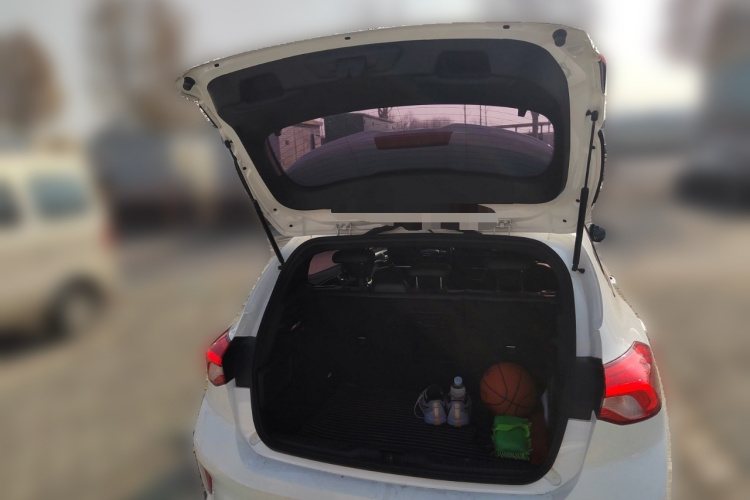 福特 福克斯 2020款 两厢 EcoBoost 180 自动ST Line中控内饰23