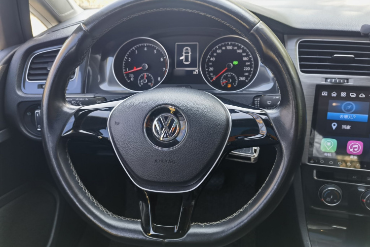 大众 高尔夫 2017款 1.6L 自动舒适百万辆纪念版局部细节13