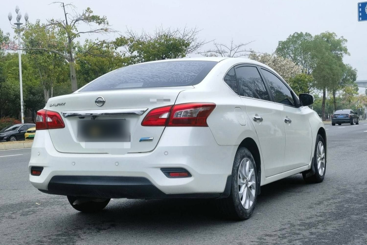 日产 轩逸 2016款 1.6XL  CVT尊享版车身外观6007