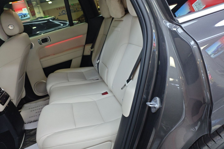 理想汽车 理想L6 2024款 Max中控内饰7004