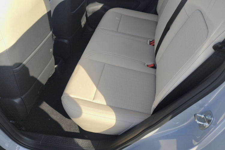 五菱汽车 五菱缤果PLUS 2024款 401km 五座版中控内饰7001