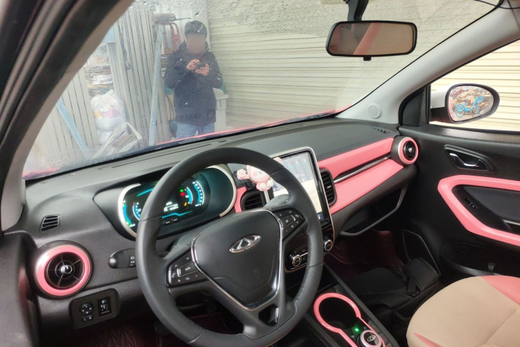 奇瑞 小蚂蚁 2021款 15万蚁粉款 女王版 磷酸铁锂中控内饰7002