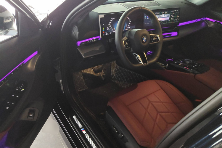 宝马5系 2025款 525Li M运动套装局部细节19