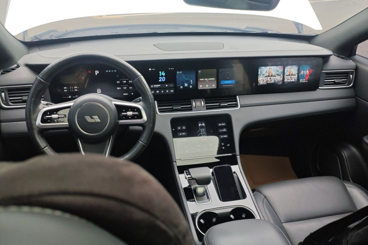 理想汽车 理想ONE 2021款 增程6座版中控内饰12