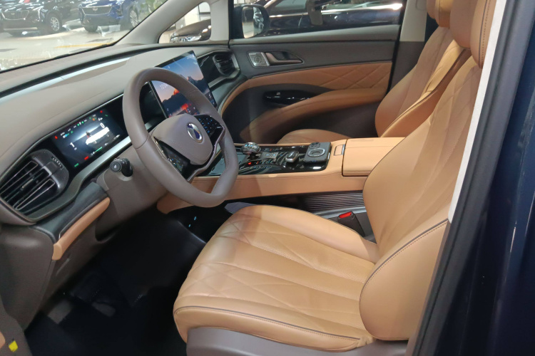腾势D9 2022款 EV 600 四驱旗舰型中控内饰19