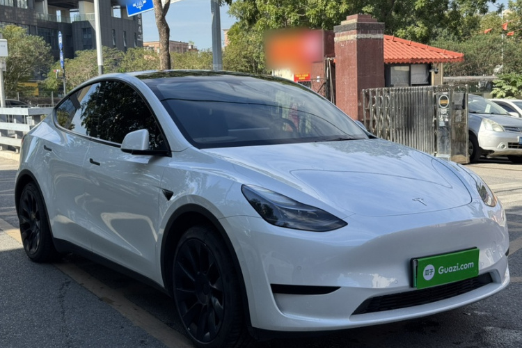特斯拉 Model Y 2022款 改款 后轮驱动版车身外观6003