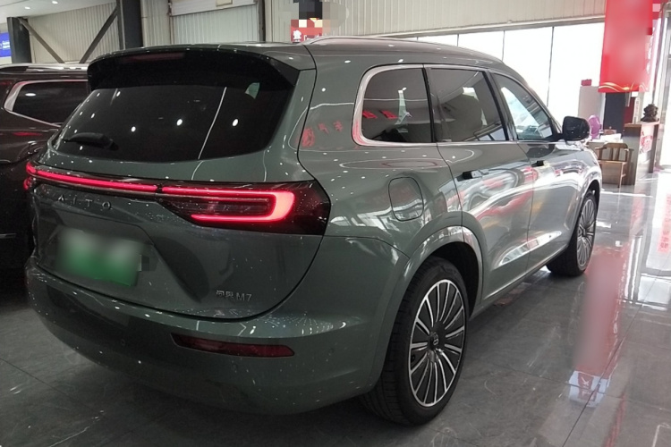 鸿蒙智行 问界M7 2022款 1.5T 四驱旗舰版车身外观7