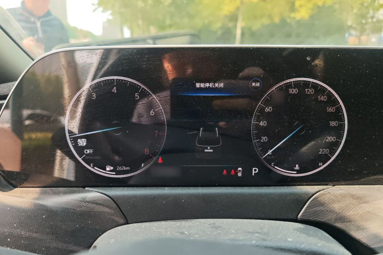 别克GL6 2021款 323T 轻混动互联豪华型局部细节14