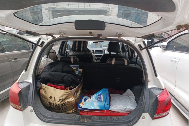 长城M4 2014款 1.5L 手动舒适型中控内饰23