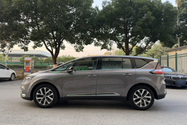 雷诺 Espace经典 2018款 TCe 300 旷逸版车身外观6004