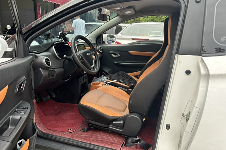 奇瑞新能源 小蚂蚁 2018款 400 4座智享版中控内饰7003