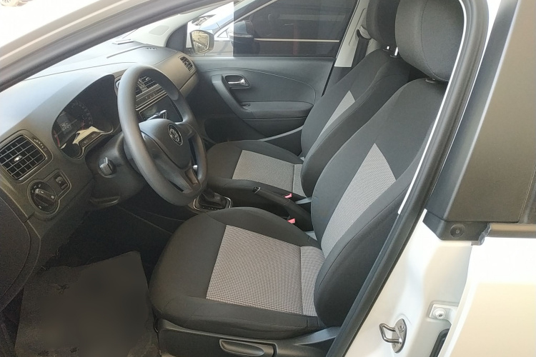 大众 Polo 2018款 1.5L 自动安驾型中控内饰19