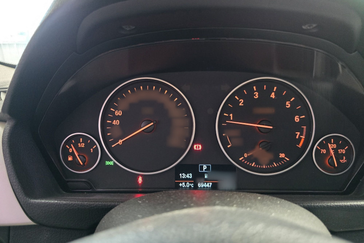 宝马3系 2015款 320Li 超悦版时尚型局部细节14