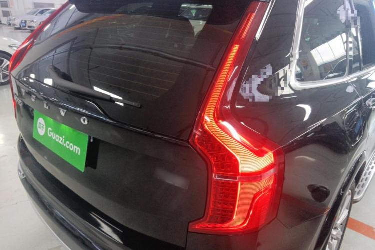 沃尔沃XC90 2018款 T6 智雅版 7座车身外观9