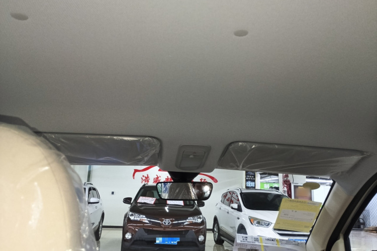 五菱汽车 宏光MINIEV 2025款 四门版 进阶款中控内饰22