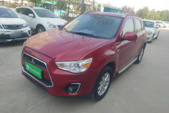 三菱 劲炫ASX 2013款 2.0L CVT两驱豪华版