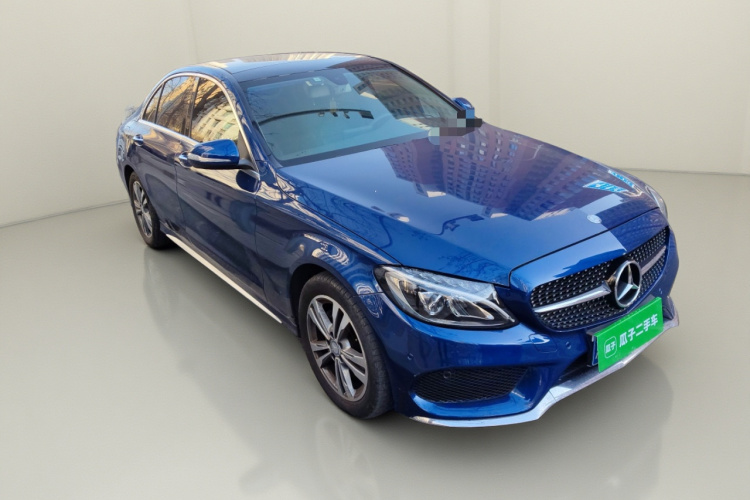奔驰C级 2016款 C 200 L 运动型车身外观3