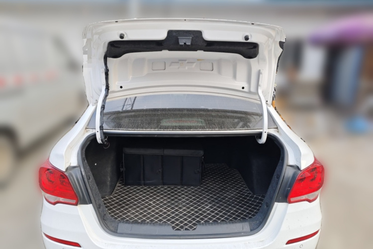 雪佛兰 科沃兹 2019款 320 自动欣悦版中控内饰23