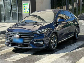 奇瑞 艾瑞泽5 PLUS 2021款 小泽 1.5T CVT智PLUS