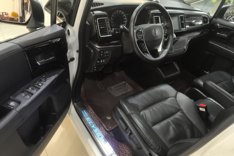 本田 艾力绅 2019款 2.0L 混动豪华版中控内饰20