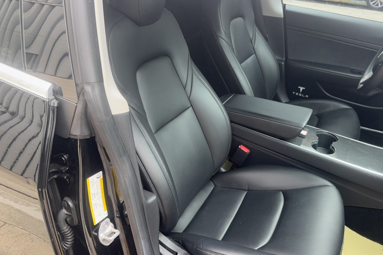 特斯拉 Model 3 2020款 长续航后轮驱动版局部细节41