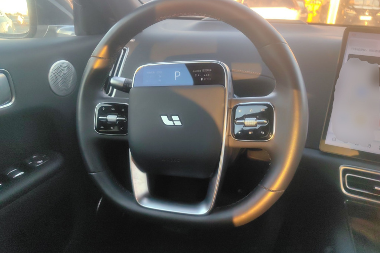 理想汽车 理想L8 2024款 Max局部细节13