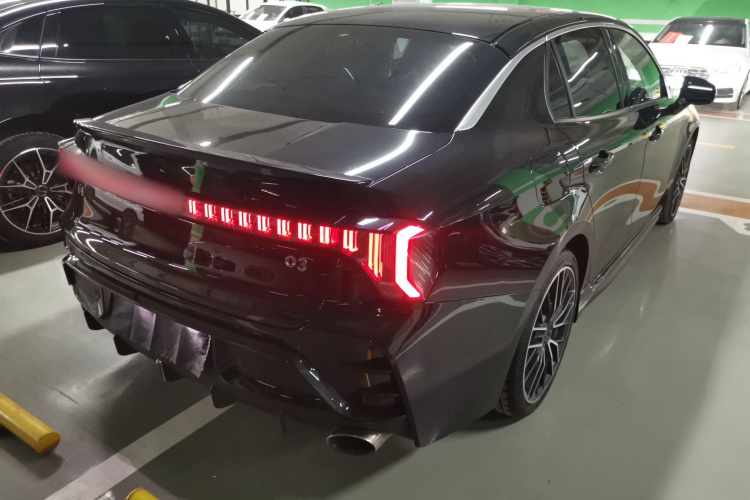 领克03 2025款 2.0TD DCT冠军版Pro车身外观7