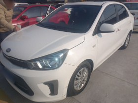 起亚 焕驰 2020款 改款 1.4L 自动舒适天窗版