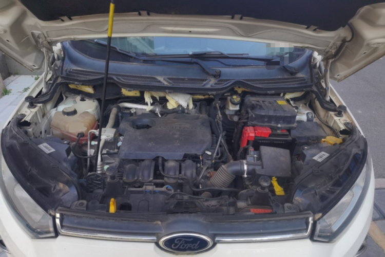 福特 翼搏 2013款 1.5L 自动尊贵型局部细节24