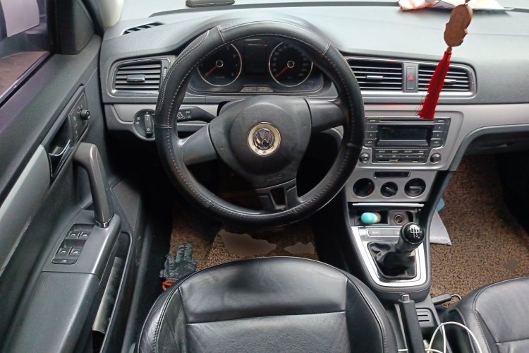 大众 朗行 2013款 1.6L 手动舒适型中控内饰13